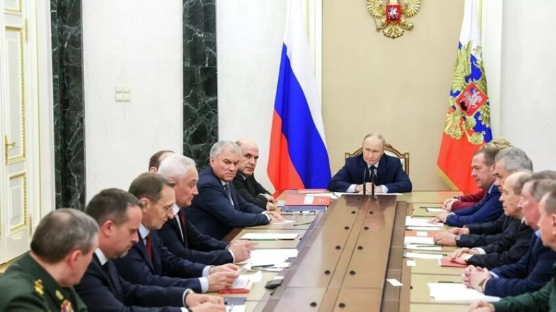 وزير الدفاع الروسي يعلن الاستعداد لاستئناف الاختبارات النووية في “نوفايا زيمليا”