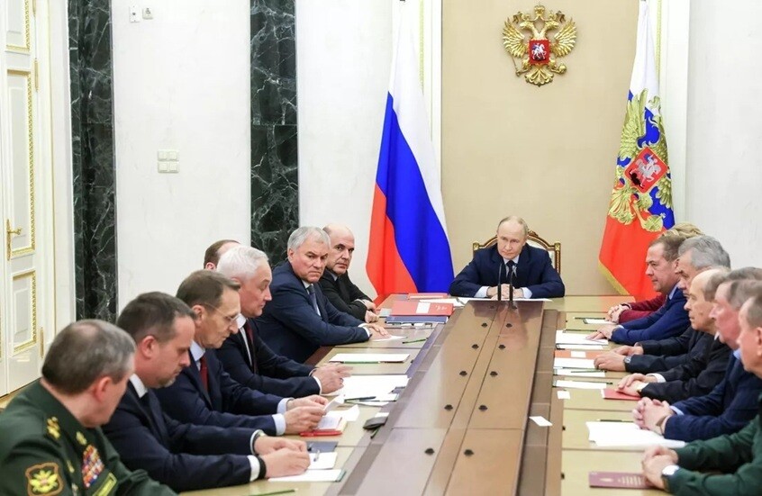 وزير الدفاع الروسي يعلن الاستعداد لاستئناف الاختبارات النووية في “نوفايا زيمليا”