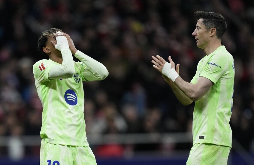 لم أتحدث معه منذ فترة طويلة.. ليفاندوفسكي يثير الجدل بتصريح مفاجئ حول لامين جمال