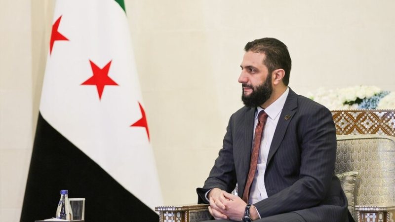 سوريا.. توقع اتفاقيات لأكبر مشروع استراتيجي في قطاع الطاقة منذ 2011