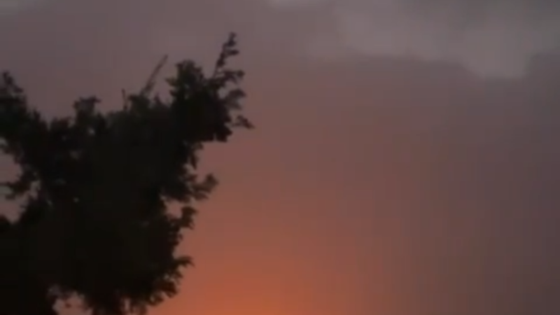 هجوم إسرائيلي كبير وعنيف مستمر على الجنوب اللبناني (فيديوهات)