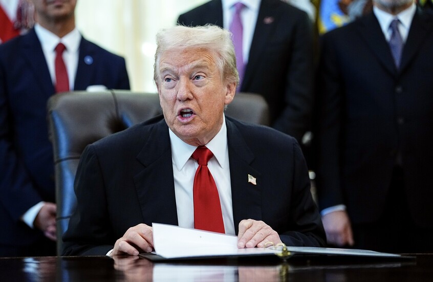 ترامب يعلن عن صفقة تاريخية مع أوزبكستان