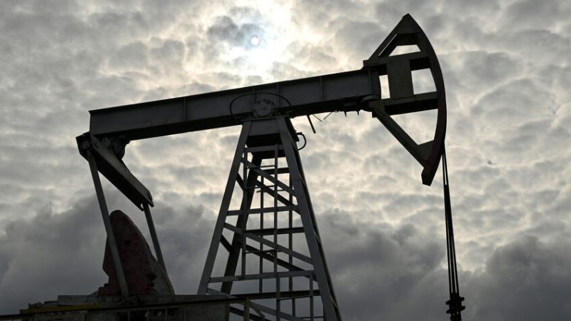 صعود النفط بعد هبوط استمر 3 أيام