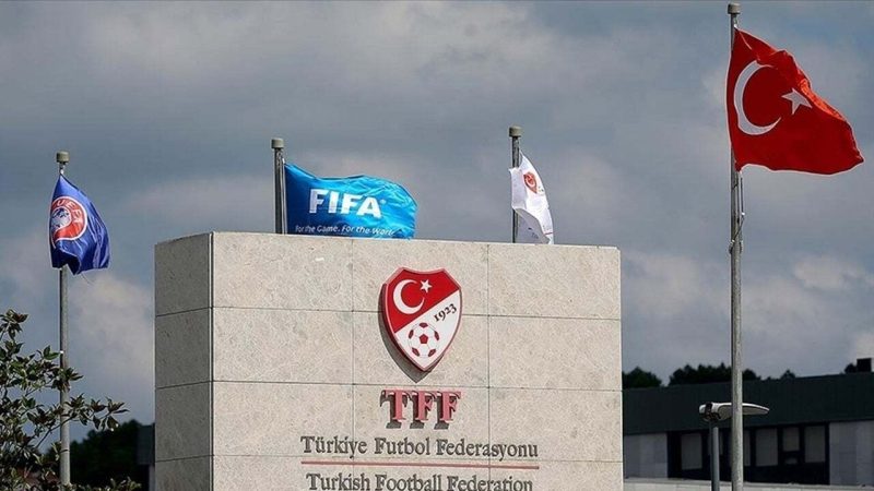 فضيحة كبرى تهز الكرة التركية.. أوامر اعتقال بحق حكام ومسؤولين بسبب المراهنات