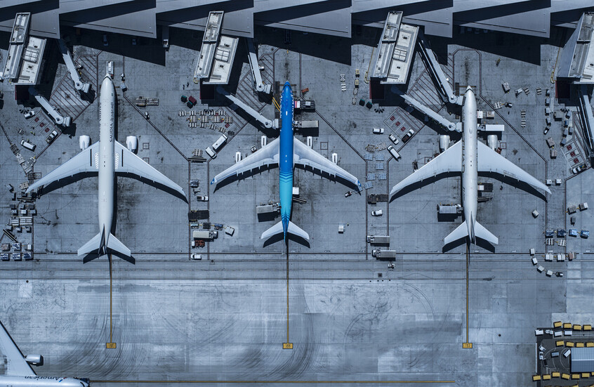 تسارع إلغاء الرحلات الجوية الأمريكية مع امتثال شركات الطيران لأمر إغلاق الحكومة