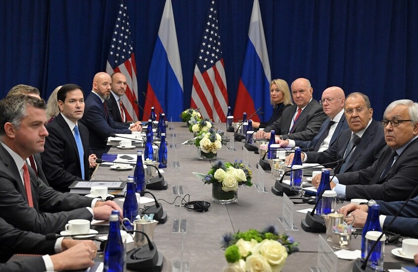 زاخاروفا: مقال “فاينانشال تايمز” حول لقاء لافروف وروبيو من قصص أغاثا كريستي