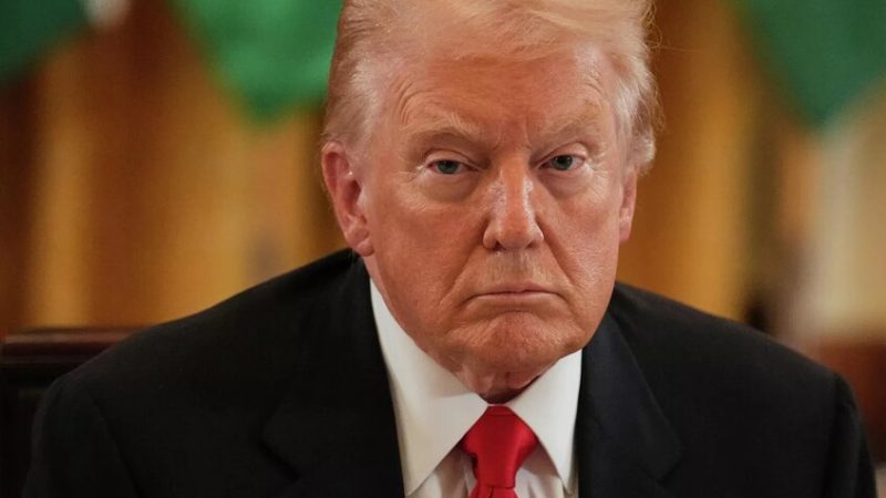 “ذا أتلانتيك”: ضغوط واشنطن على فنزويلا قد تكون مجرد “مناورة محسوبة”