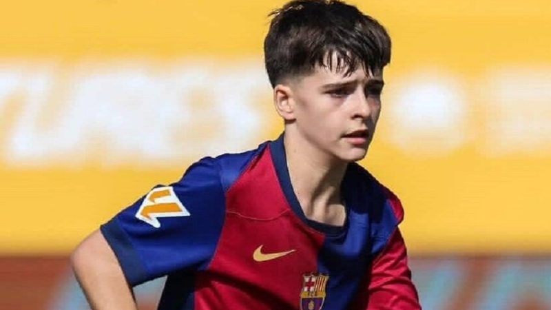 “ميسي الجديد”.. برعم “جوهرة” برشلونة يبتعد عن الملاعب بسبب “مشاكل في النمو”