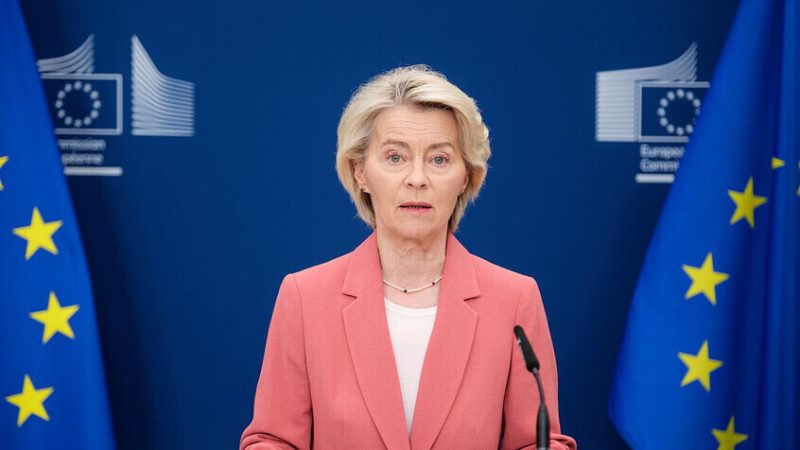 الغارديان: إنشاء مركز للتصدي إلى هجمات روسيا الهجينة في إطار صراع على النفوذ في أوروبا