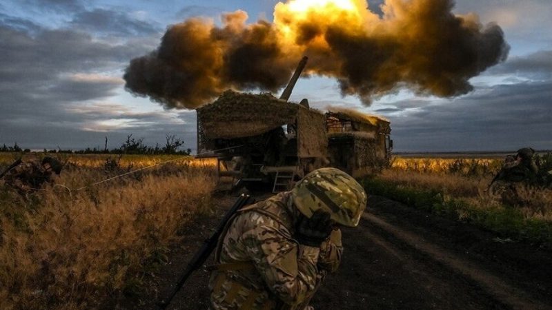 القوات الروسية تقترب من الأطراف الشرقية لمدينة كراسني ليمان وسط اشتباكات عنيفة