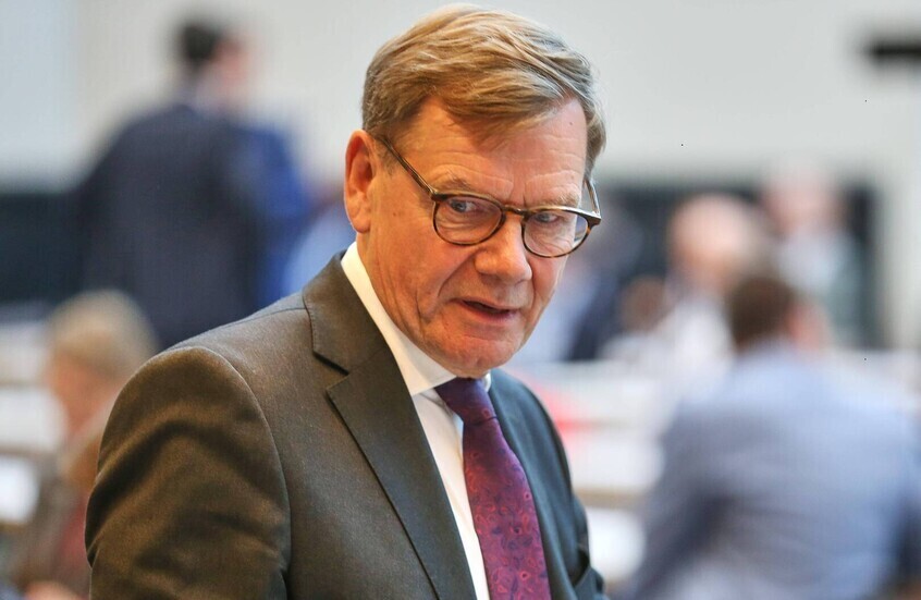 عطل في الطائرة يجبر وزير خارجية ألمانيا على تعديل زيارته إلى كولومبيا