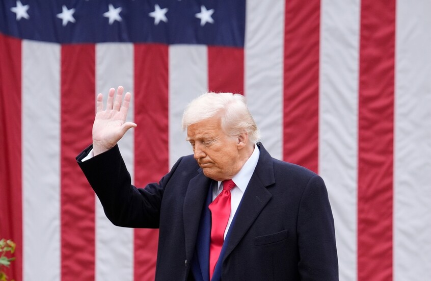 “بلومبرغ”: ترامب يخطط للسفر أكثر عبر الولايات المتحدة عام 2026