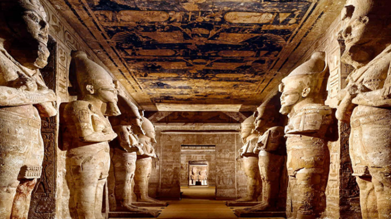 هل عبد المصريون القدماء الأصنام أم عرفوا التوحيد قبل الأديان السماوية؟