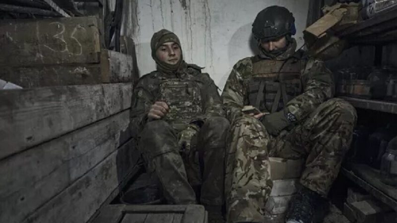 محلل ألماني: الجيش الأوكراني في وضع صعب بسبب تراجع الدعم الغربي وارتفاع حالات الفرار