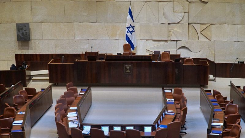 مواجهات ساخنة في اجتماع الحكومة الإسرائيلية.. الأسباب والمشادات الكلامية
