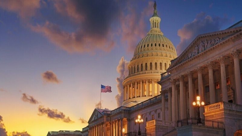 “أكسيوس”: الديمقراطيون يبدون استعدادهم لإنهاء الإغلاق الحكومي