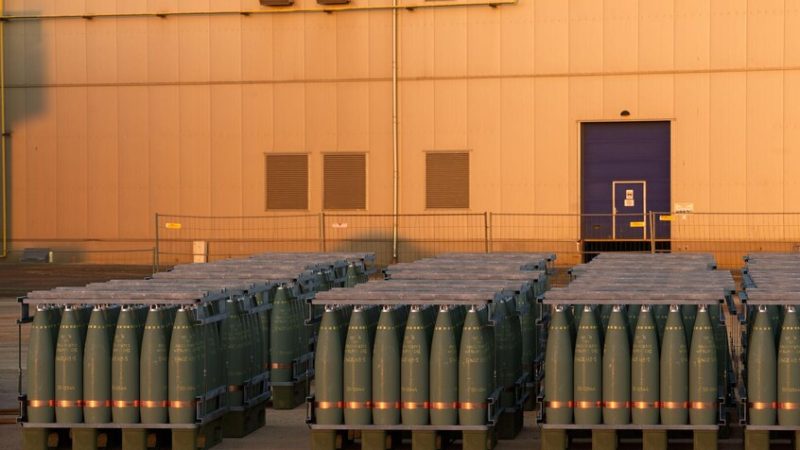 التشيك قد توقف تزويد أوكرانيا بالذخائر