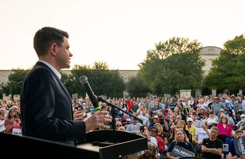 الكشف عن فضيحة.. مرشح “مؤمن” لمجلس الشيوخ الأمريكي يتابع ممثلات إباحيات و”مرافقات جنس”(صور+فيديو)