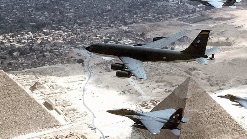 محلل إسرائيلي يذكّر بشرط يمنع مصر من مهاجمة إسرائيل  بمقاتلات “إف-16”