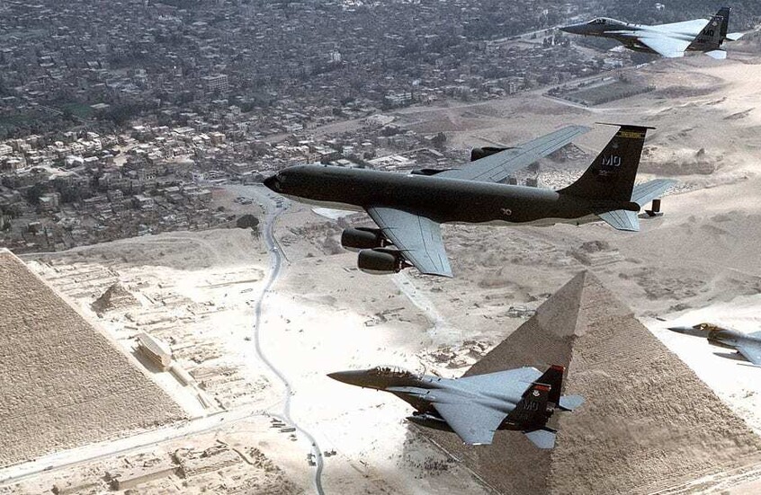 محلل إسرائيلي يذكّر بشرط يمنع مصر من مهاجمة إسرائيل  بمقاتلات “إف-16”