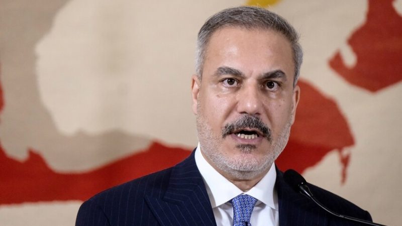 فيدان: بحثت القضية السورية في البيت الأبيض بحضور مسؤولين أمريكيين وسوريين