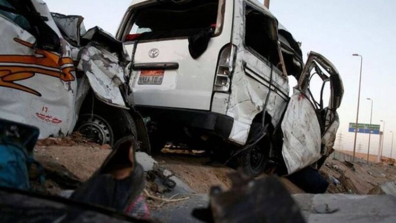 مصر.. إصابة 27 روسيا في حادث مروع