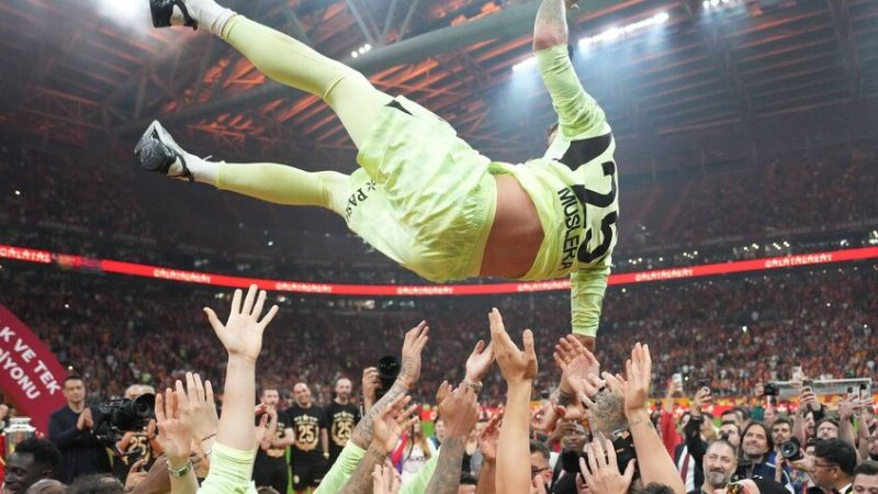 التحقيقات تتوسع.. تورط لاعبين دوليين في قضية المراهنات بتركيا