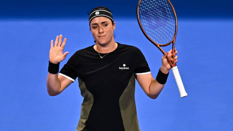 التونسية أنس جابر تعلق مسيرتها في التنس