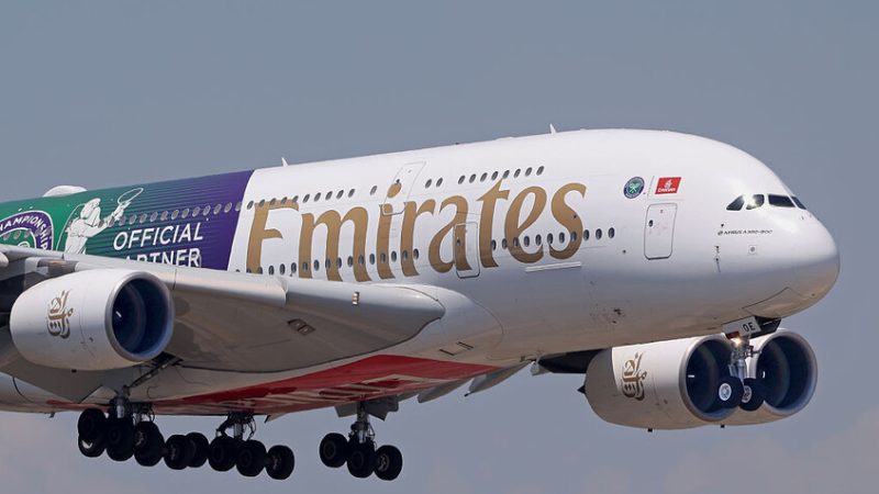 “طيران الإمارات”: تعليق رحلات دمشق اعتبارا من 15 نوفمبر