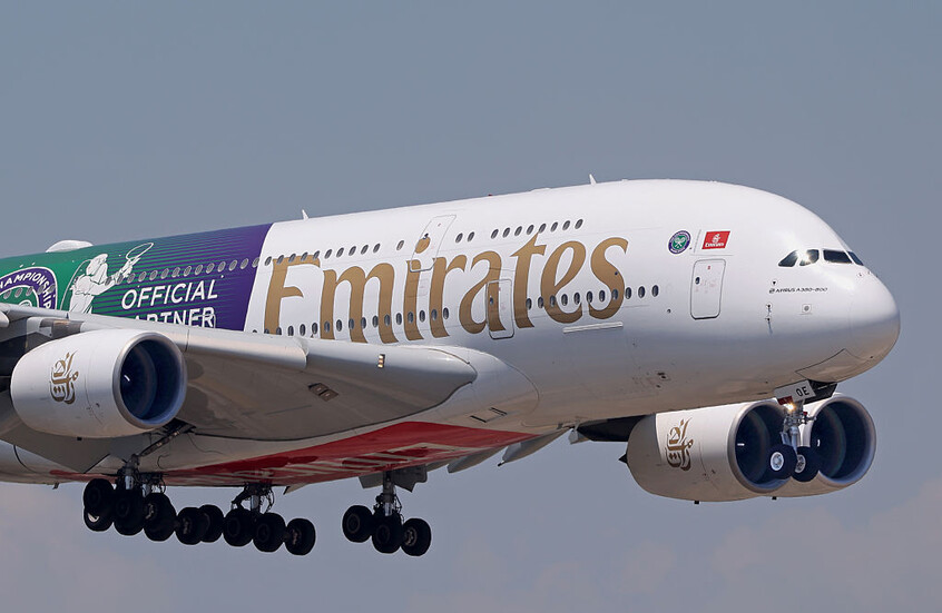 “طيران الإمارات”: تعليق رحلات دمشق اعتبارا من 15 نوفمبر