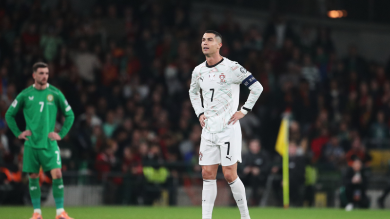 رونالدو يرتكب المحظور والبرتغال تتكبد خسارة قاسية تهدد تأهلها المباشر إلى مونديال 2026