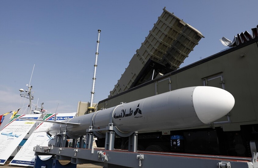 نائبان أمريكيان يطالبان إدارة ترامب بالرد على تقارير إعلامية حول تعاون الصين وإيران العسكري