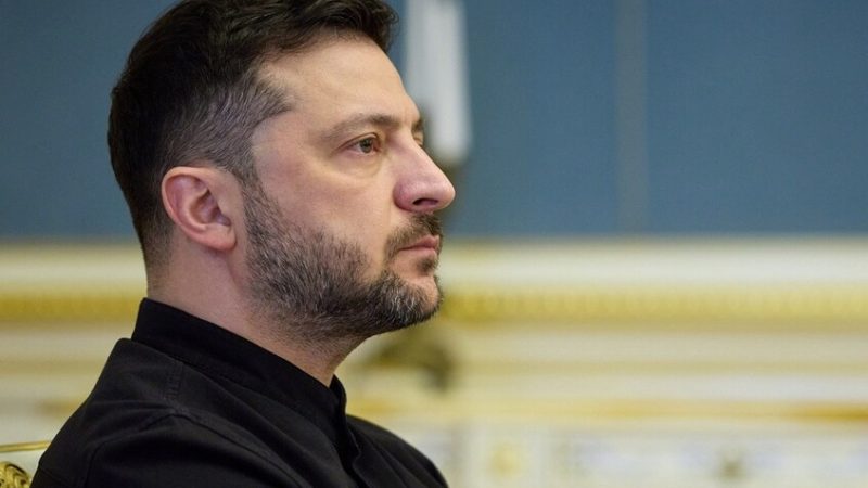 مدفيديف: زيلينسكي أصبح في وضعية “زوغزوان” وسقوطه لن يتأخر كثيرا