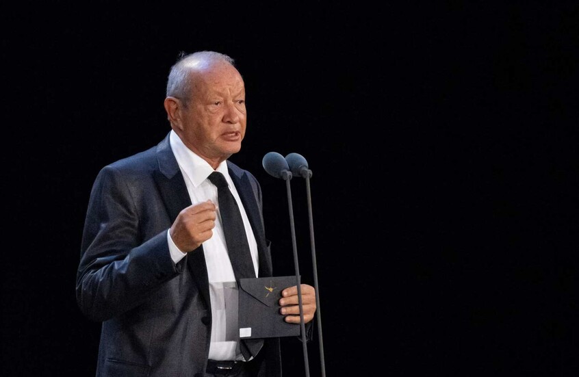 نجيب ساويرس يعرض شقة فاخرة للبيع هربا من قوانين لندن