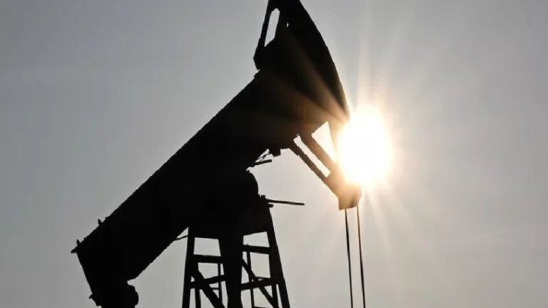 الولايات المتحدة توافق على إجراء معاملات مع شركات نفط روسية بشأن مشروع حقل كاراشاغاناك في كازاخستان