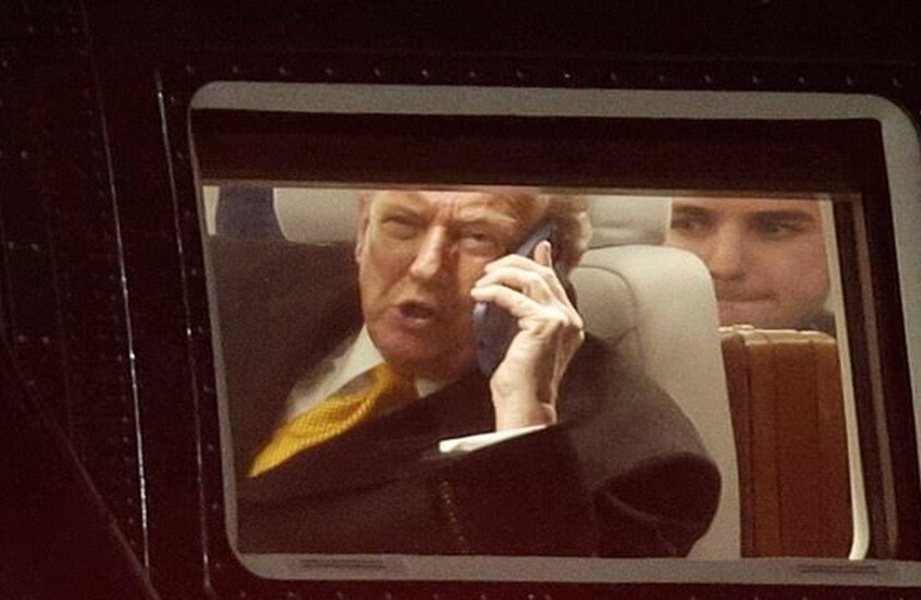 “شرير ومجنون وخطير”.. رسائل جديدة لإبستين تكشف عن موقفه من ترامب