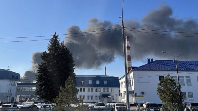 حريق في إحدى الشركات في ريازان الروسية بعد هجوم مسيرات