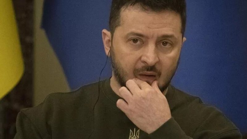 مراسل ألماني: الاحتجاجات المناهضة للفساد في كييف تهدد نظام زيلينسكي