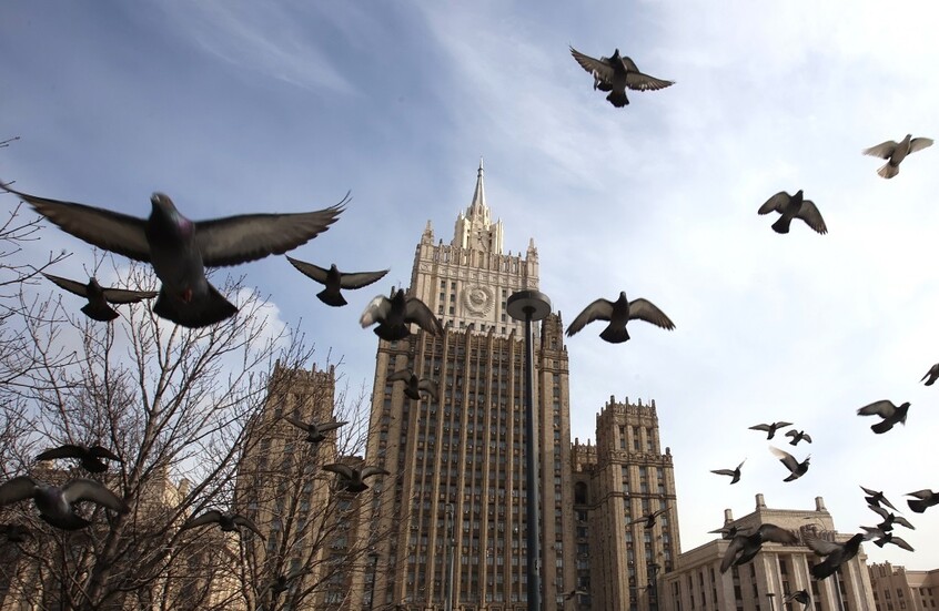 الخارجية الروسية: فيرشينين والسراج يبحثان سبل وقف إراقة الدماء في السودان