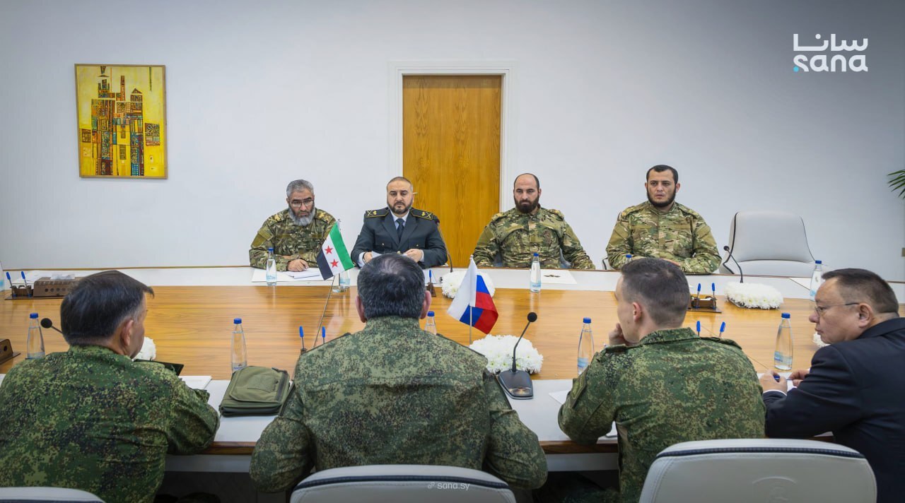 أبو قصرة يستقبل وفدا عسكريا روسيّا رفيع المستوى لتعزيز آليات التعاون والتنسيق بين دمشق وموسكو