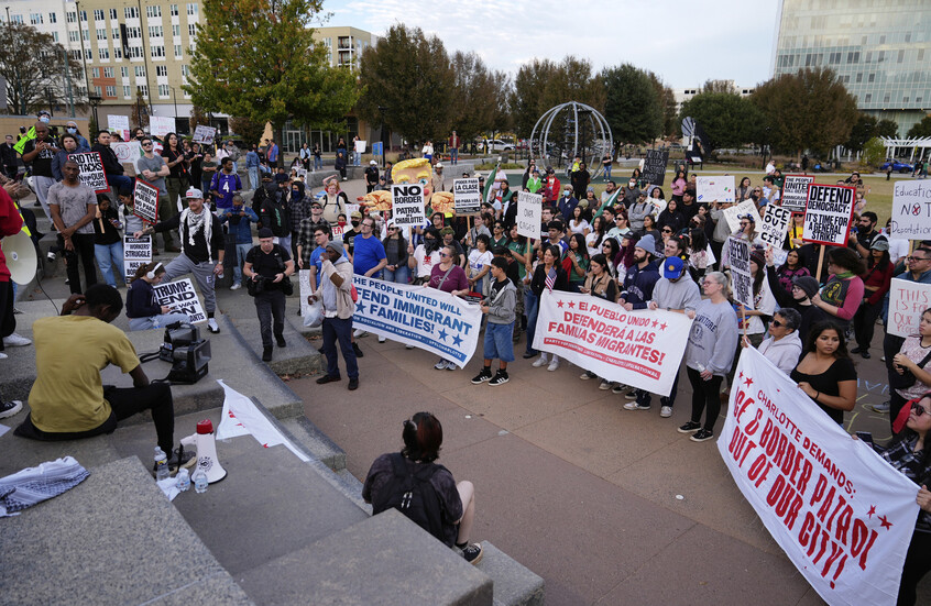 اعتقال 81 شخصا أثناء عملية أمنية في مدينة شارلوت الأمريكية