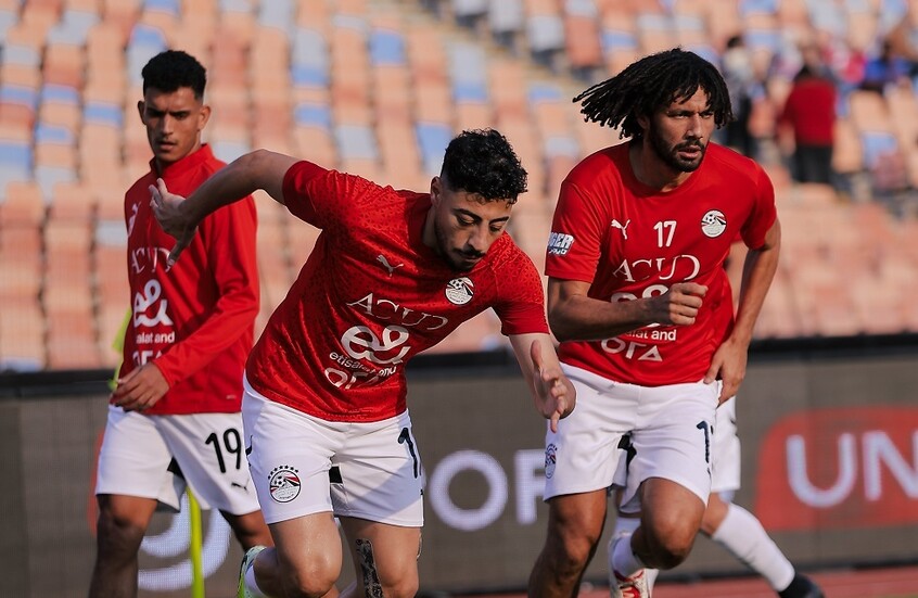 منتخب مصر يواجه الرأس الأخضر الليلة.. التشكيلة والقنوات الناقلة
