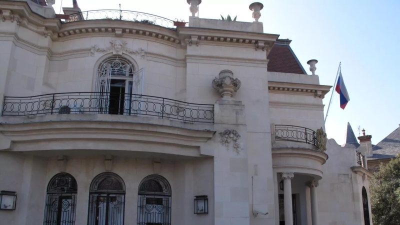قنصل روسيا في مرسيليا: سلطات المدينة تسحب الحراسة عن مبنى القنصلية