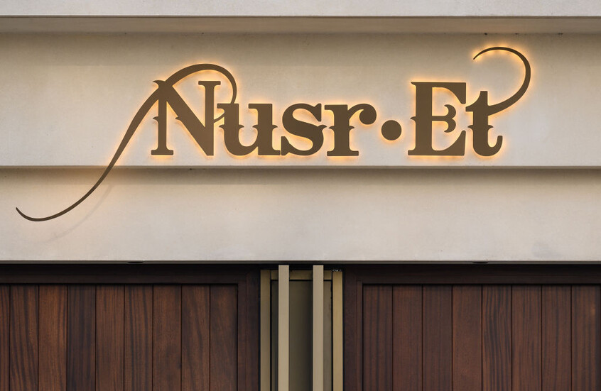 طوابير ضخمة أمام مطعم نصرت في لندن (فيديو)