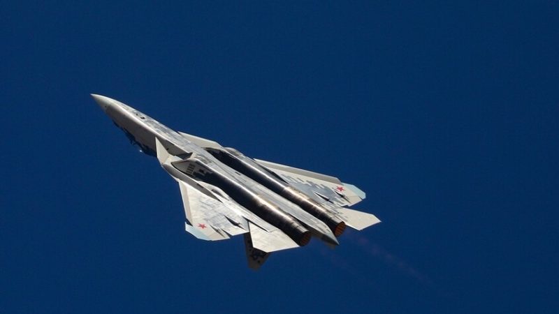 روسيا تسلم أولى مقاتلات “سو-57” لعميل أجنبي