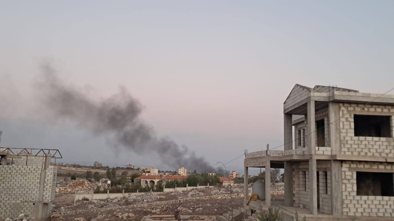 مراسلة RT: قتيل جراء غارة من مسيرة إسرائيلية استهدفت سيارة في بلدة بليدا جنوب لبنان (فيديو)