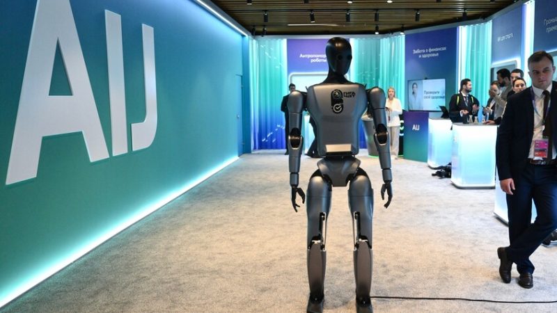 انطلاق رحلة الذكاء الاصطناعي من موسكو بمشاركة عالمية