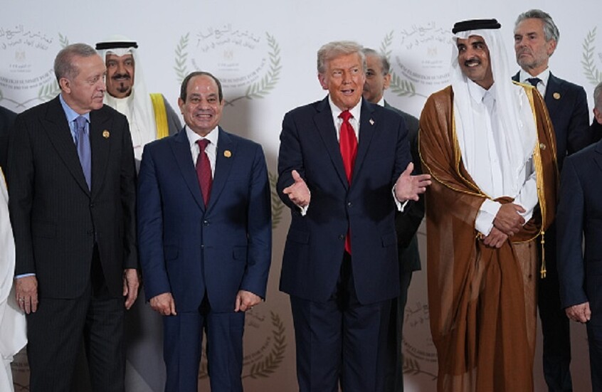 ترامب يقابل رهائن إسرائيليين محررين من قطاع غزة