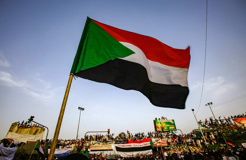 على خلفية الوساطة السعودية.. ترحيب سوداني بالبيان الأمريكي وتحذيرات من “سلام غير جذري”