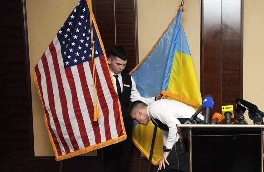 “وول ستريت جورنال”: أوكرانيا عدّلت بندا في خطة واشنطن المزعومة للتسوية